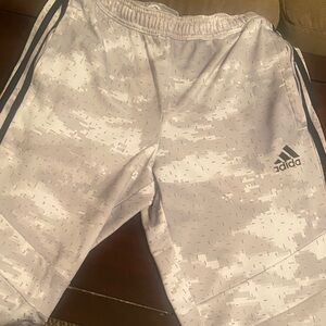 Adidas joggers 
M
Camo